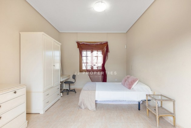 Aus zweiter Hand - Villa -
Ciudad Quesada