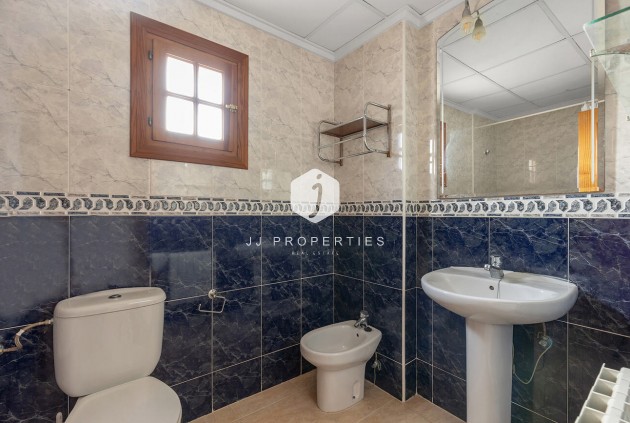 Aus zweiter Hand - Villa -
Ciudad Quesada