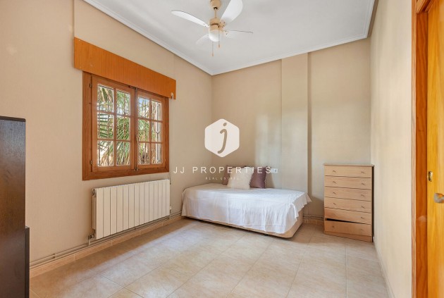 Aus zweiter Hand - Villa -
Ciudad Quesada