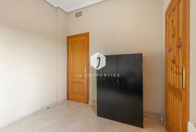 Aus zweiter Hand - Villa -
Ciudad Quesada