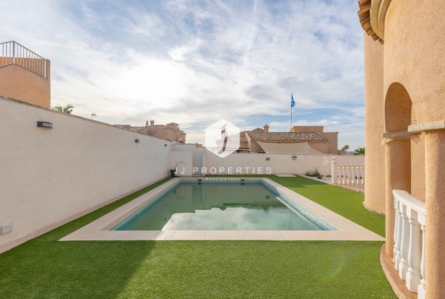 Aus zweiter Hand - Villa -
Ciudad Quesada