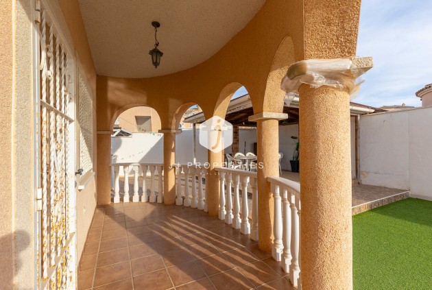 Aus zweiter Hand - Villa -
Ciudad Quesada