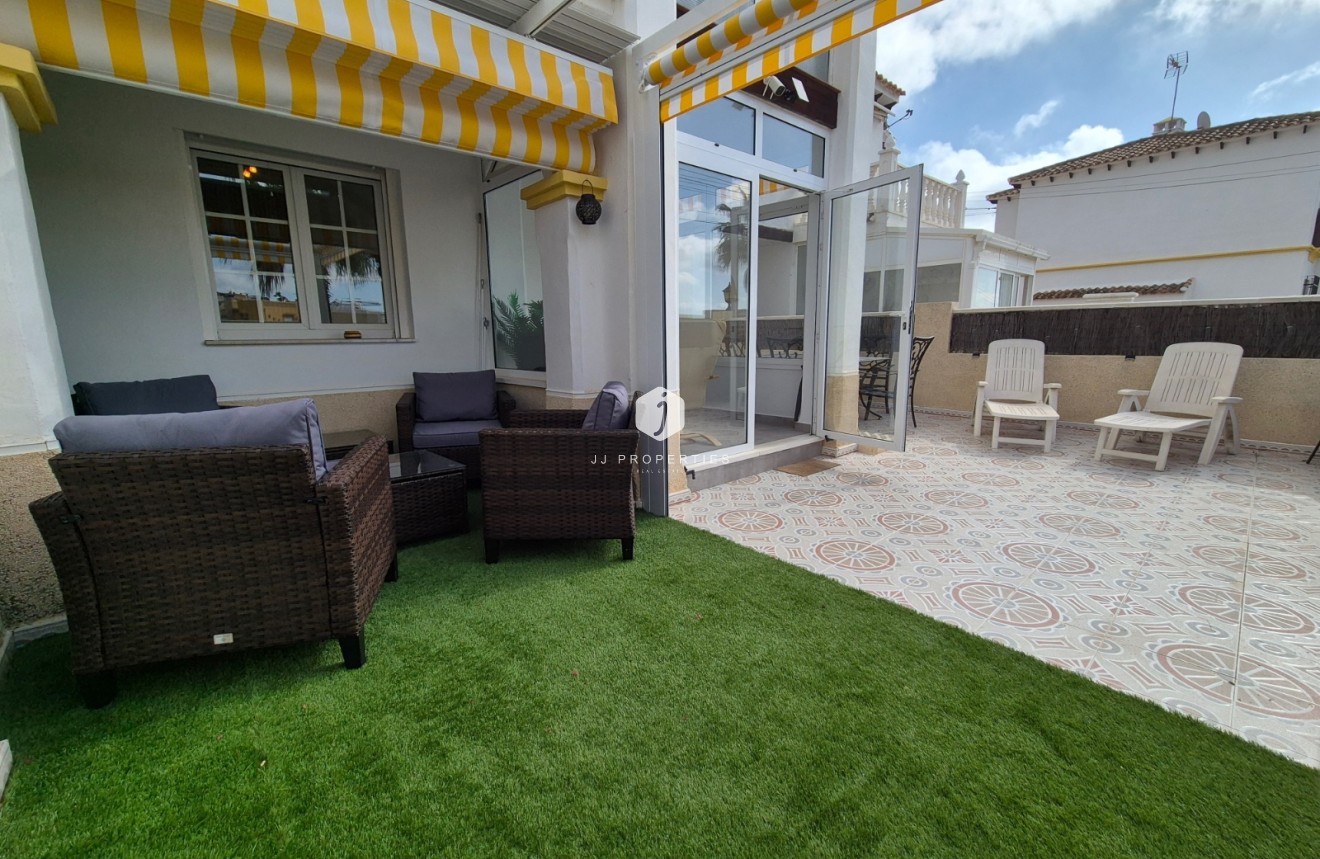 Tweedehands - Appartement / flat -
San Miguel de Salinas - Inland