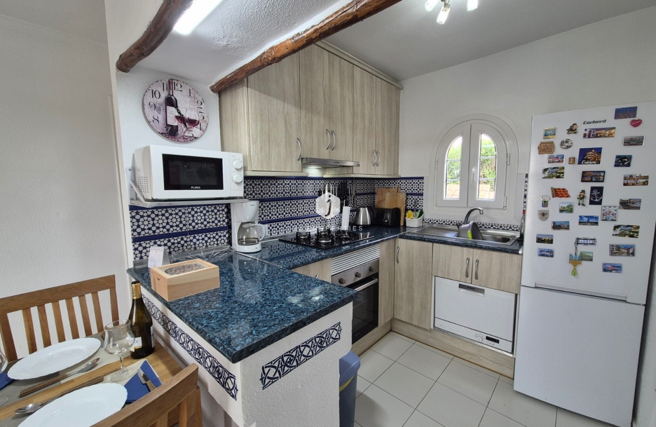 Tweedehands - Appartement / flat -
San Miguel de Salinas - Inland