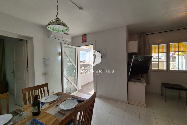 Tweedehands - Appartement / flat -
San Miguel de Salinas - Inland