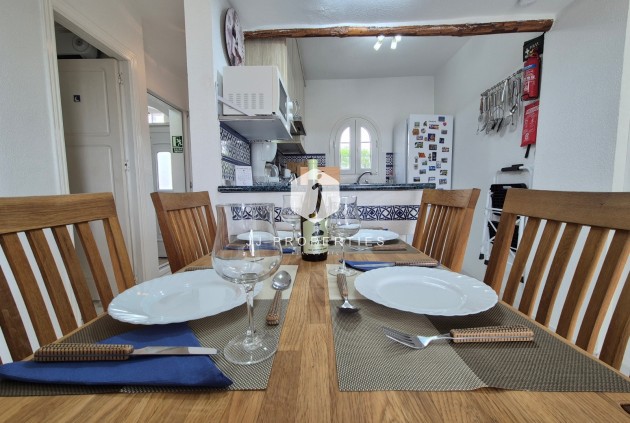 Tweedehands - Appartement / flat -
San Miguel de Salinas - Inland