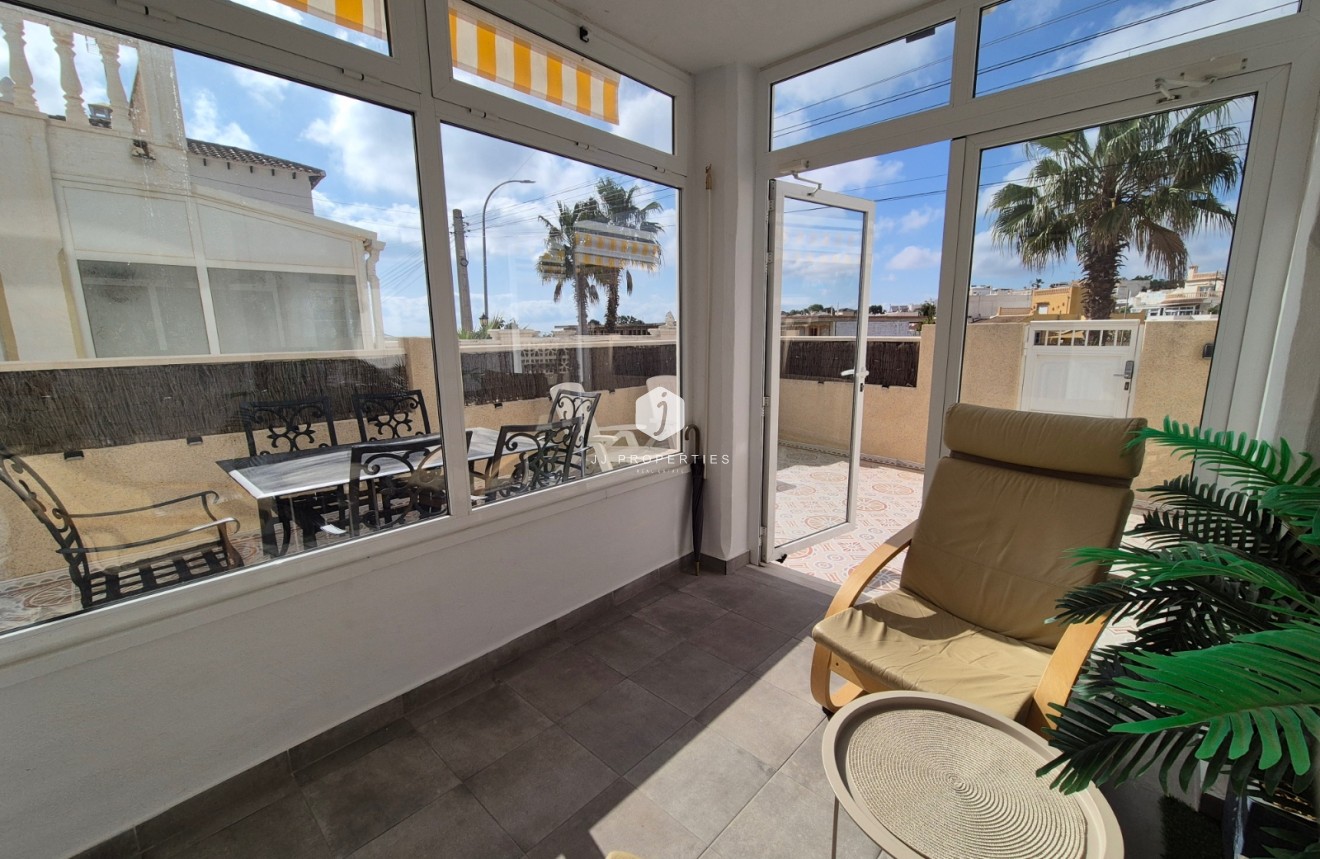 Tweedehands - Appartement / flat -
San Miguel de Salinas - Inland