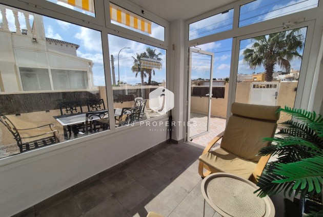 Tweedehands - Appartement / flat -
San Miguel de Salinas - Inland