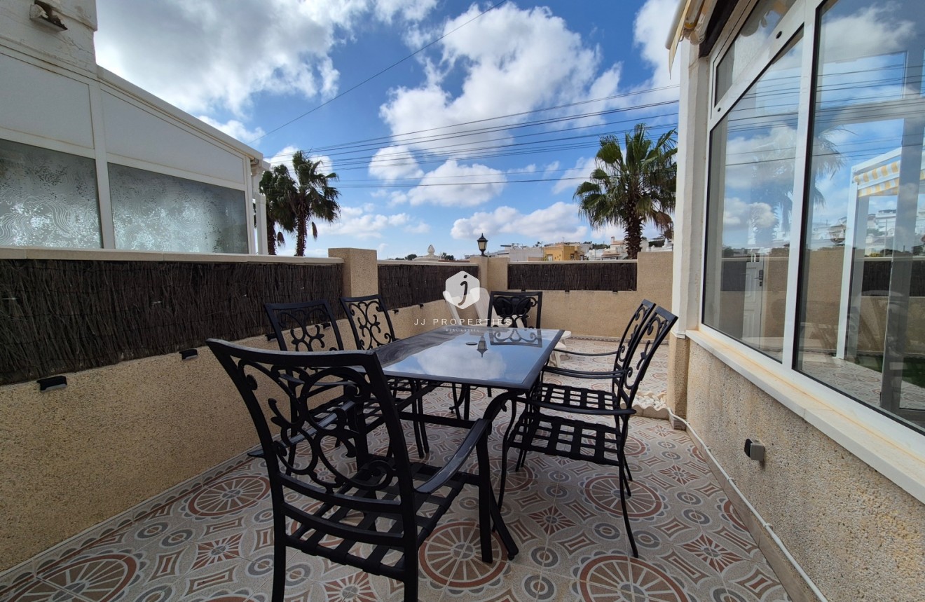 Tweedehands - Appartement / flat -
San Miguel de Salinas - Inland
