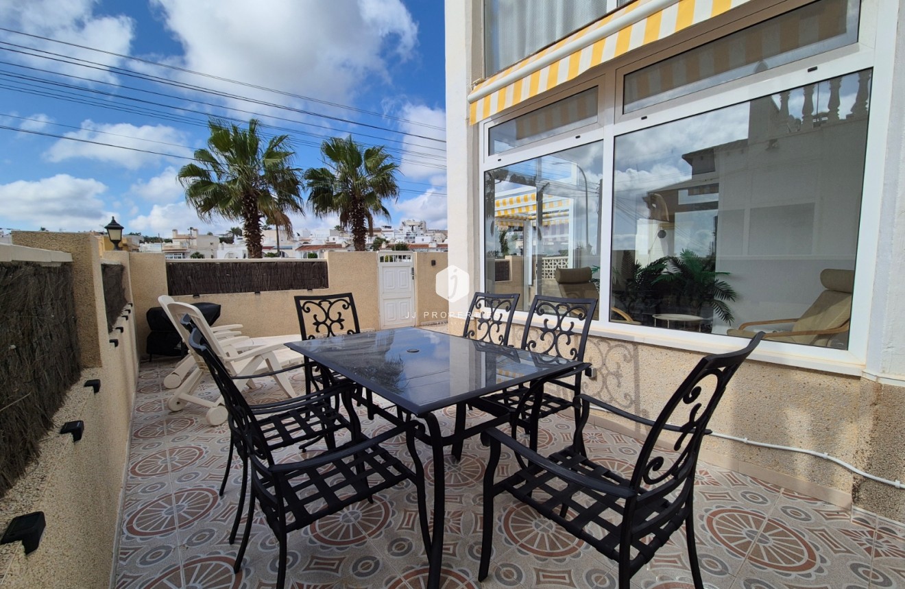 Tweedehands - Appartement / flat -
San Miguel de Salinas - Inland