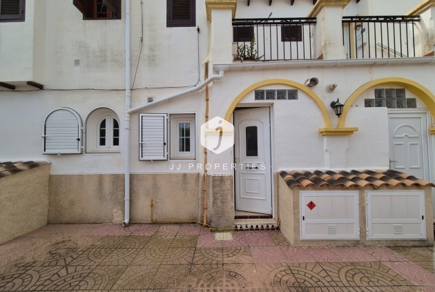Tweedehands - Appartement / flat -
San Miguel de Salinas - Inland