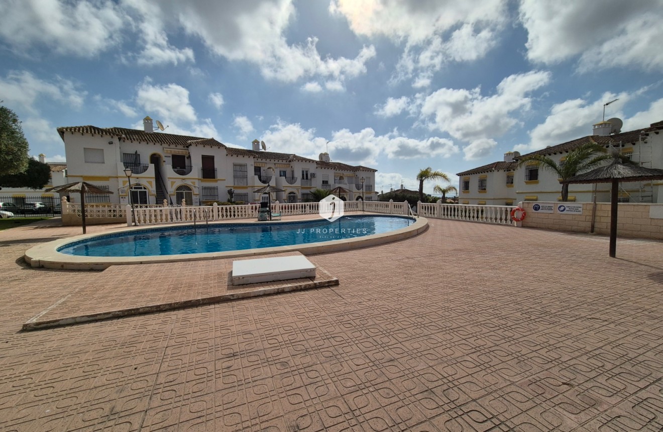 Tweedehands - Appartement / flat -
San Miguel de Salinas - Inland