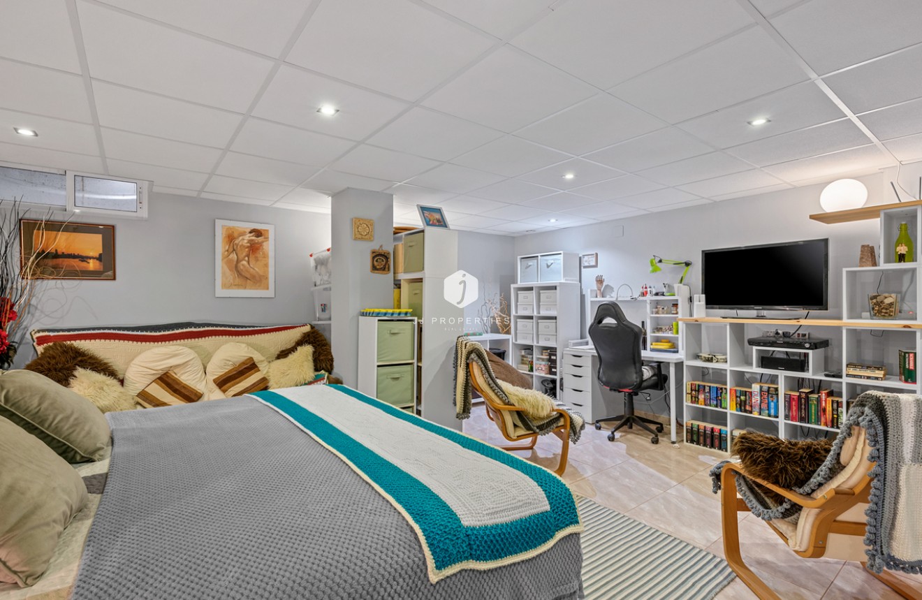 Tweedehands - Chalet -
San Miguel de Salinas - Inland