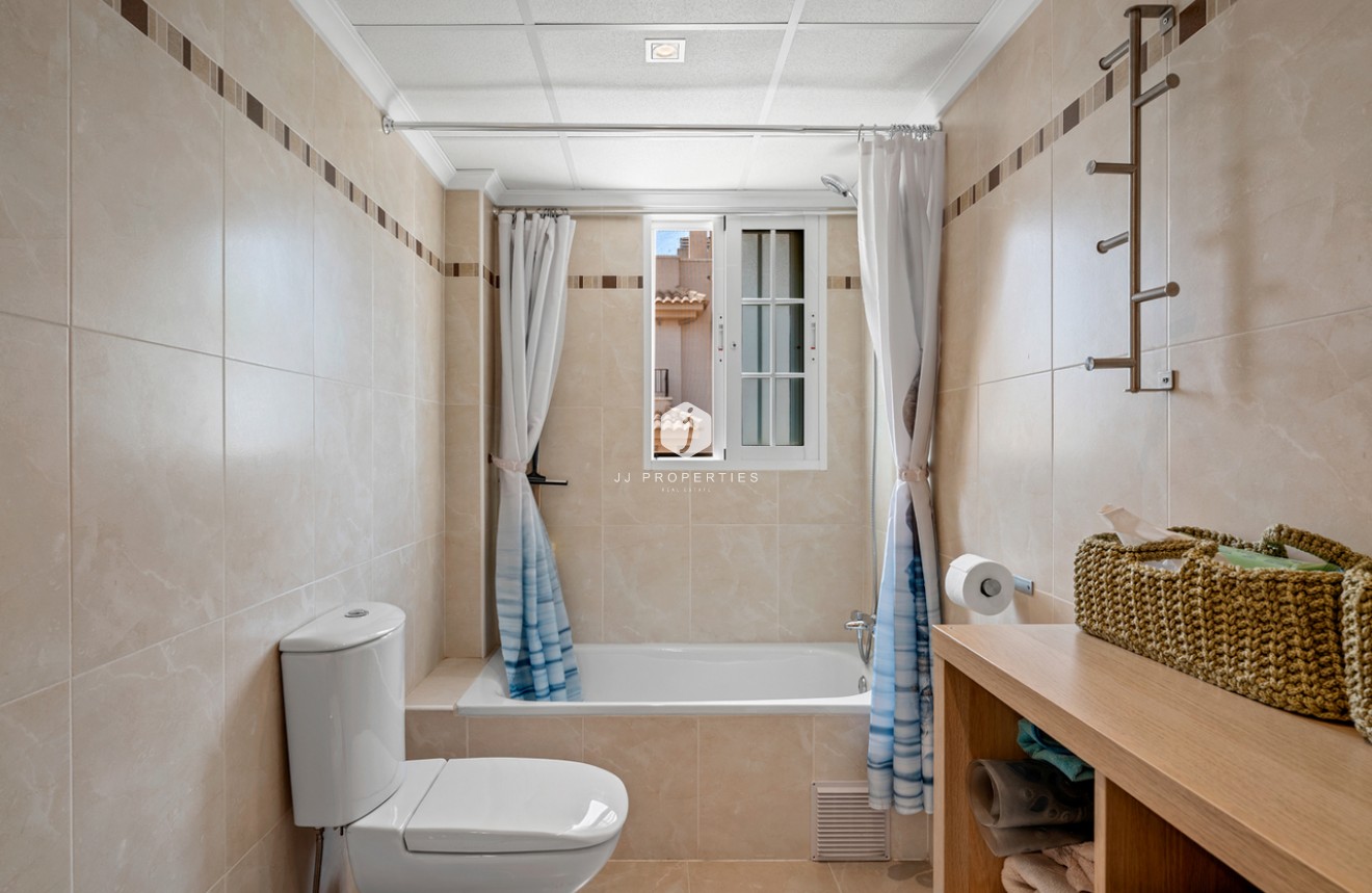 Tweedehands - Chalet -
San Miguel de Salinas - Inland