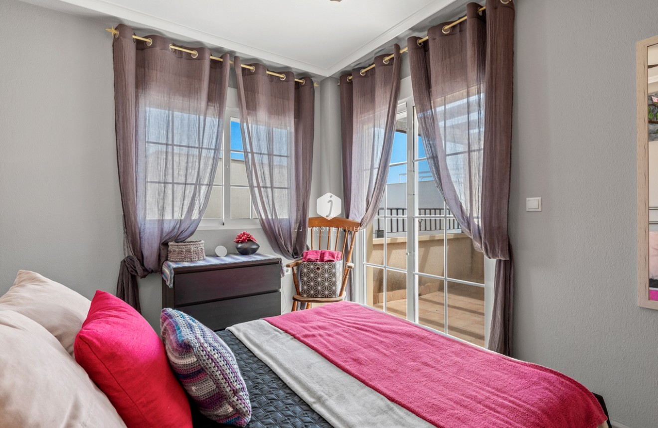 Tweedehands - Chalet -
San Miguel de Salinas - Inland