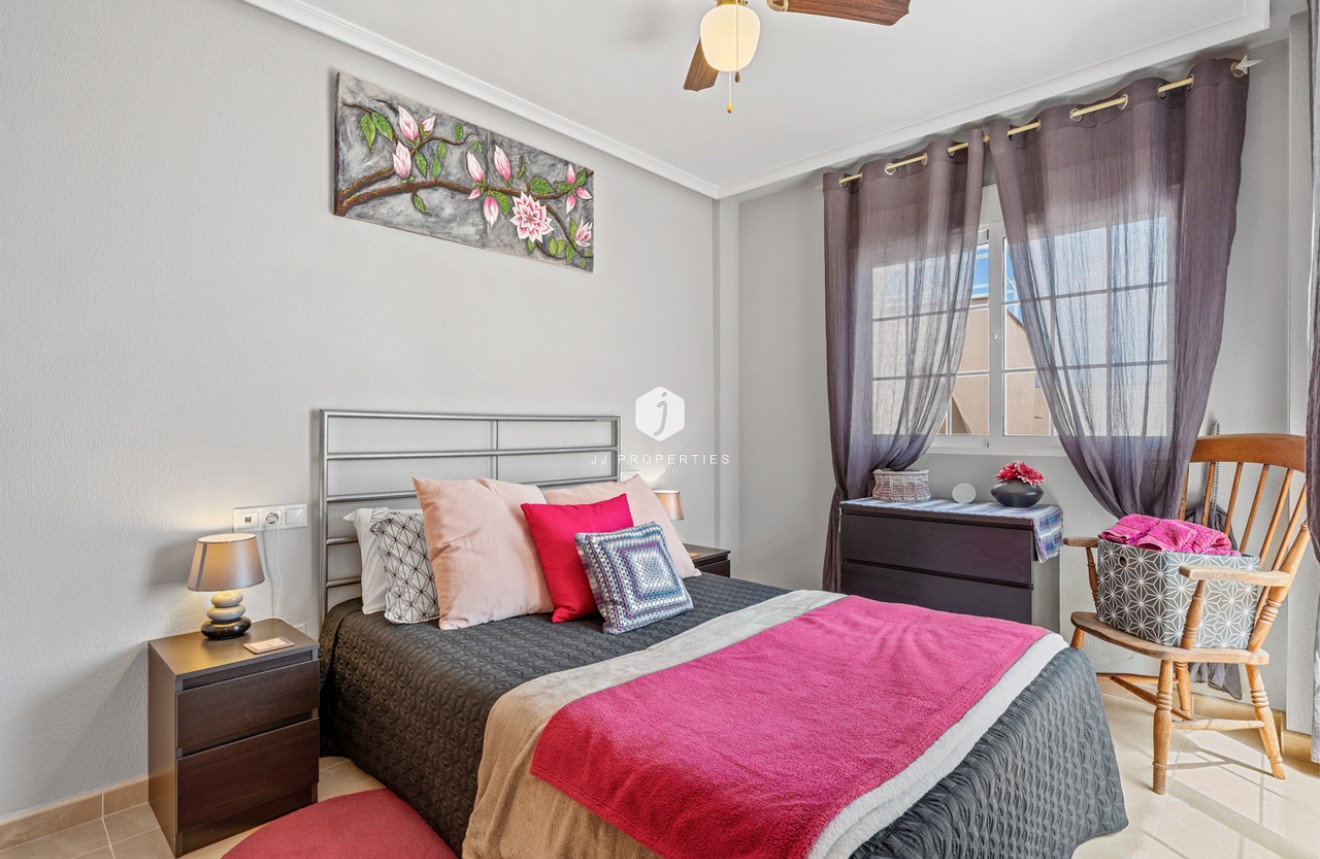 Tweedehands - Chalet -
San Miguel de Salinas - Inland