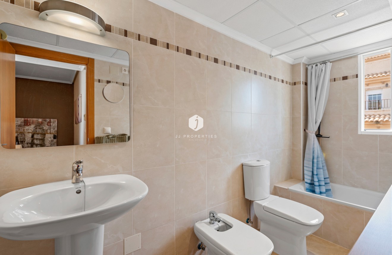 Tweedehands - Chalet -
San Miguel de Salinas - Inland