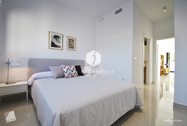 Tweedehands - Villa -
Rojales - Inland