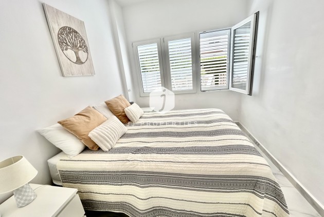 Tweedehands - Appartement / flat -
La Zenia - Costa Blanca