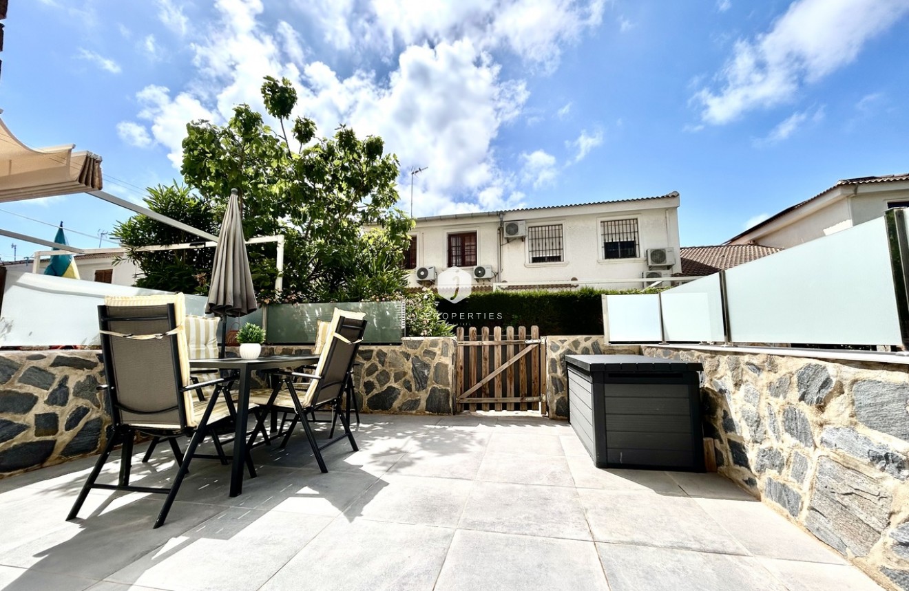 Tweedehands - Appartement / flat -
La Zenia - Costa Blanca