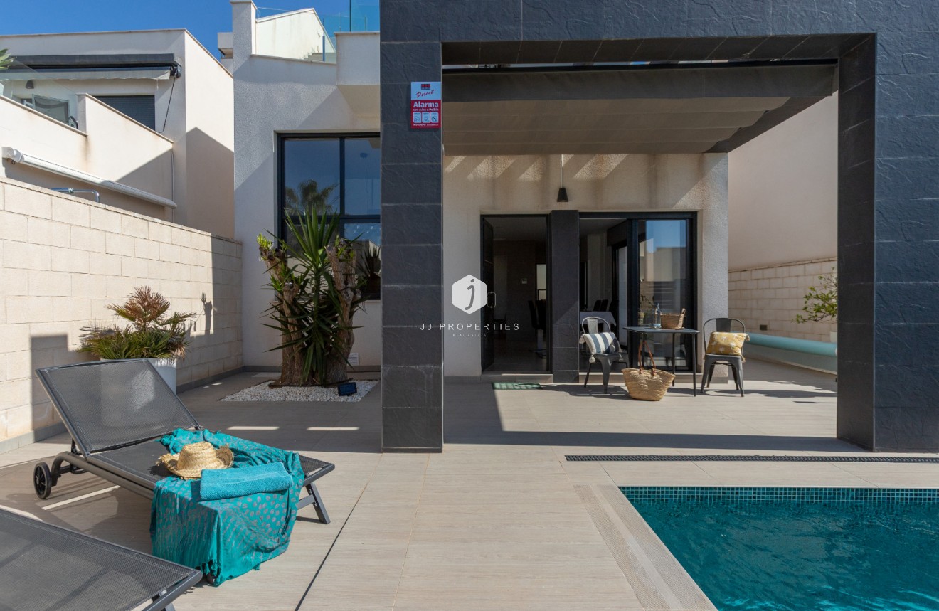 Tweedehands - Villa -
Rojales - Inland