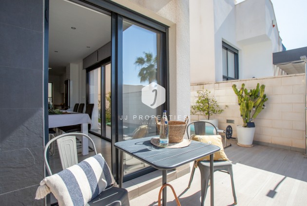 Tweedehands - Villa -
Rojales - Inland