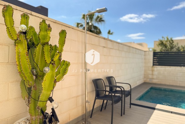 Tweedehands - Villa -
Rojales - Inland