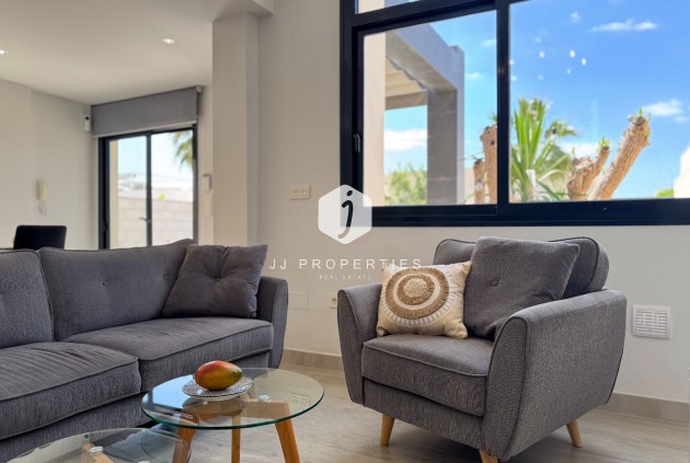 Tweedehands - Villa -
Rojales - Inland