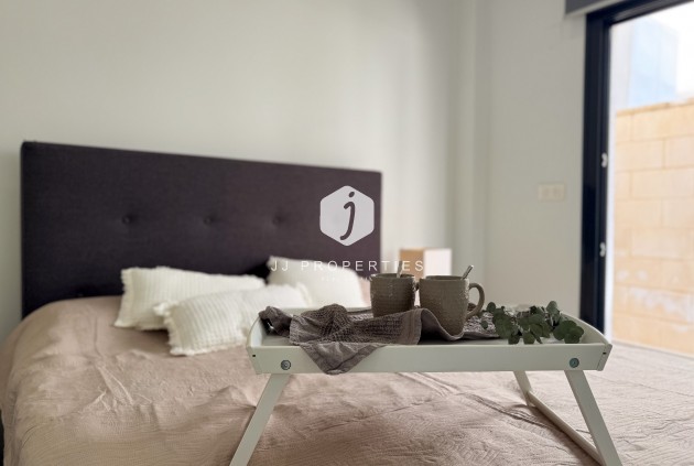 Tweedehands - Villa -
Rojales - Inland