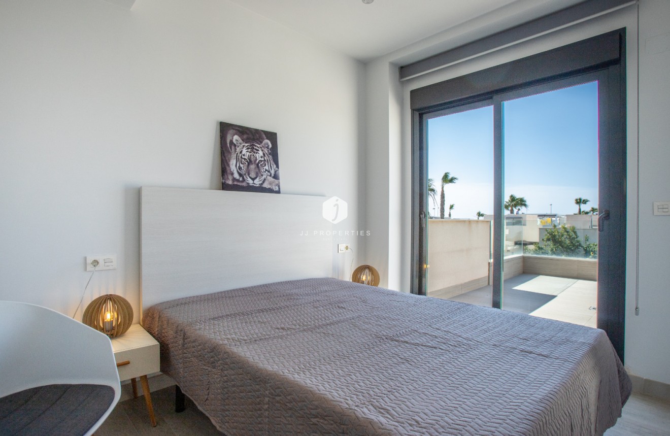 Tweedehands - Villa -
Rojales - Inland