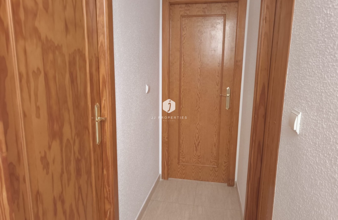 Tweedehands - Chalet -
Rojales - Inland