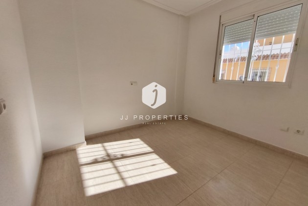 Tweedehands - Chalet -
Rojales - Inland