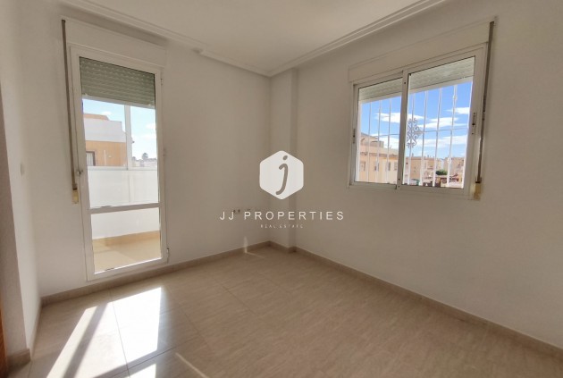 Tweedehands - Chalet -
Rojales - Inland