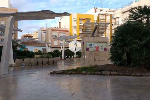 Tweedehands - Appartement / flat -
Torrevieja - Costa Blanca