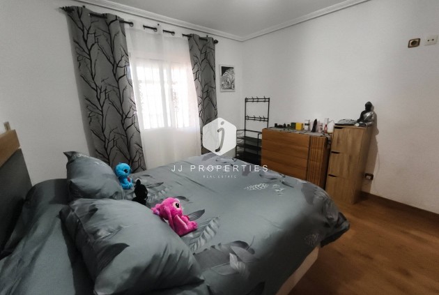 Tweedehands - Villa -
Torrevieja - Los Balcones