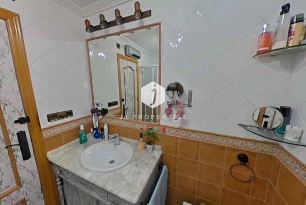 Tweedehands - Villa -
Torrevieja - Los Balcones