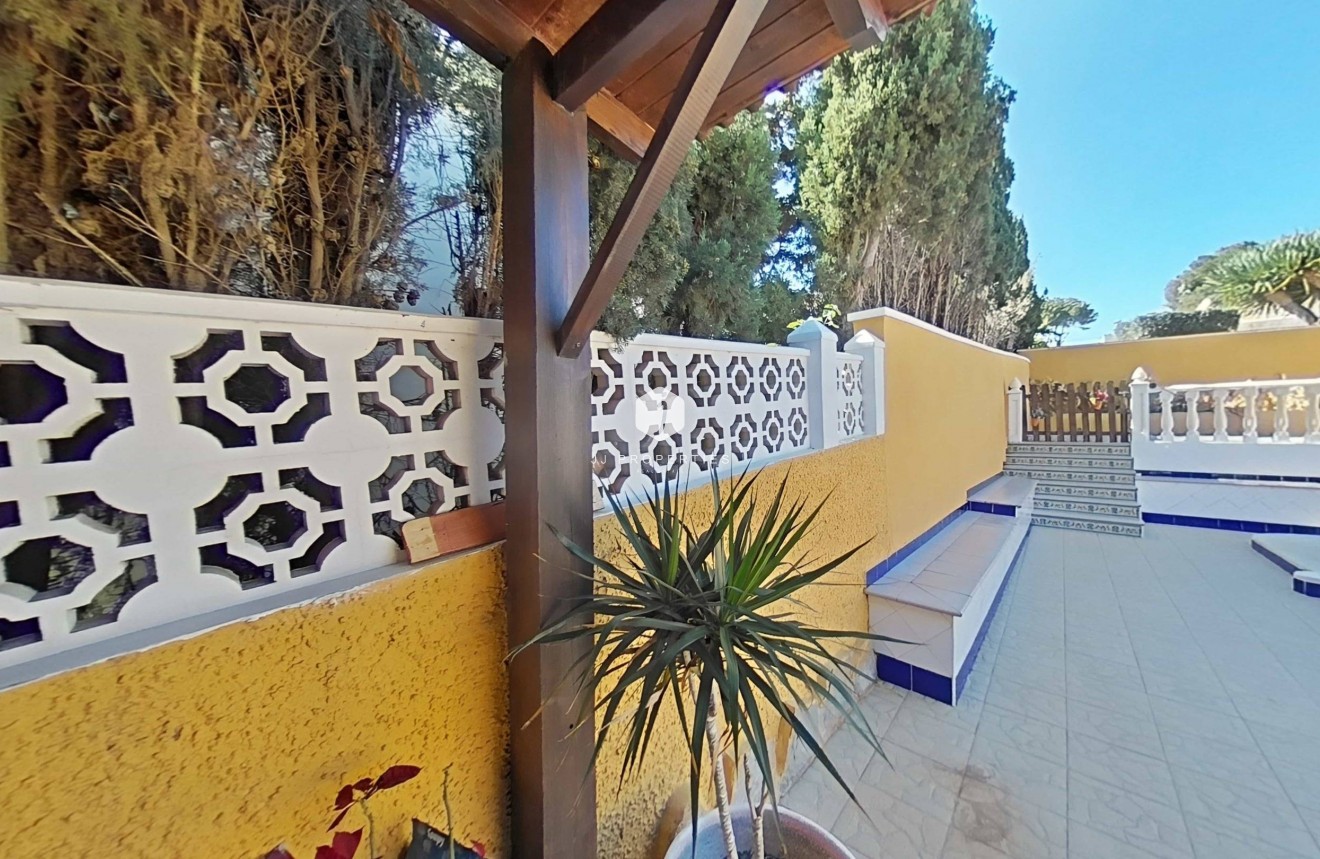 Tweedehands - Villa -
Torrevieja - Los Balcones