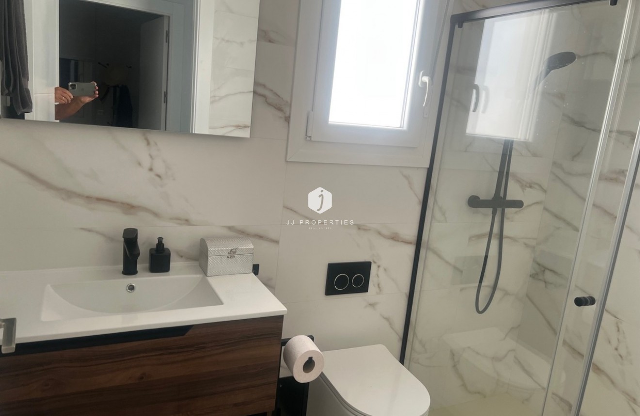 Tweedehands - Villa -
Los Montesinos - Costa Blanca