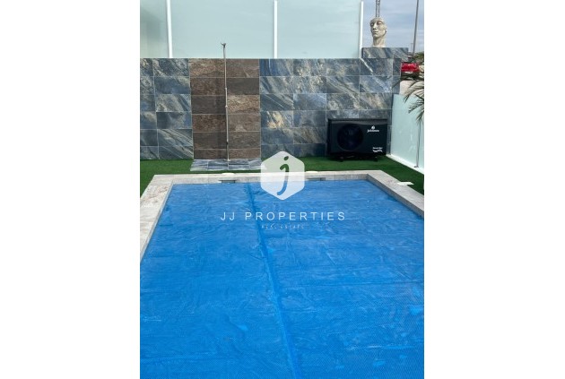 Tweedehands - Villa -
Los Montesinos - Costa Blanca