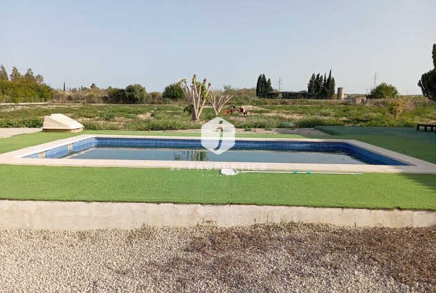 Tweedehands - Villa -
San Miguel de Salinas - Inland