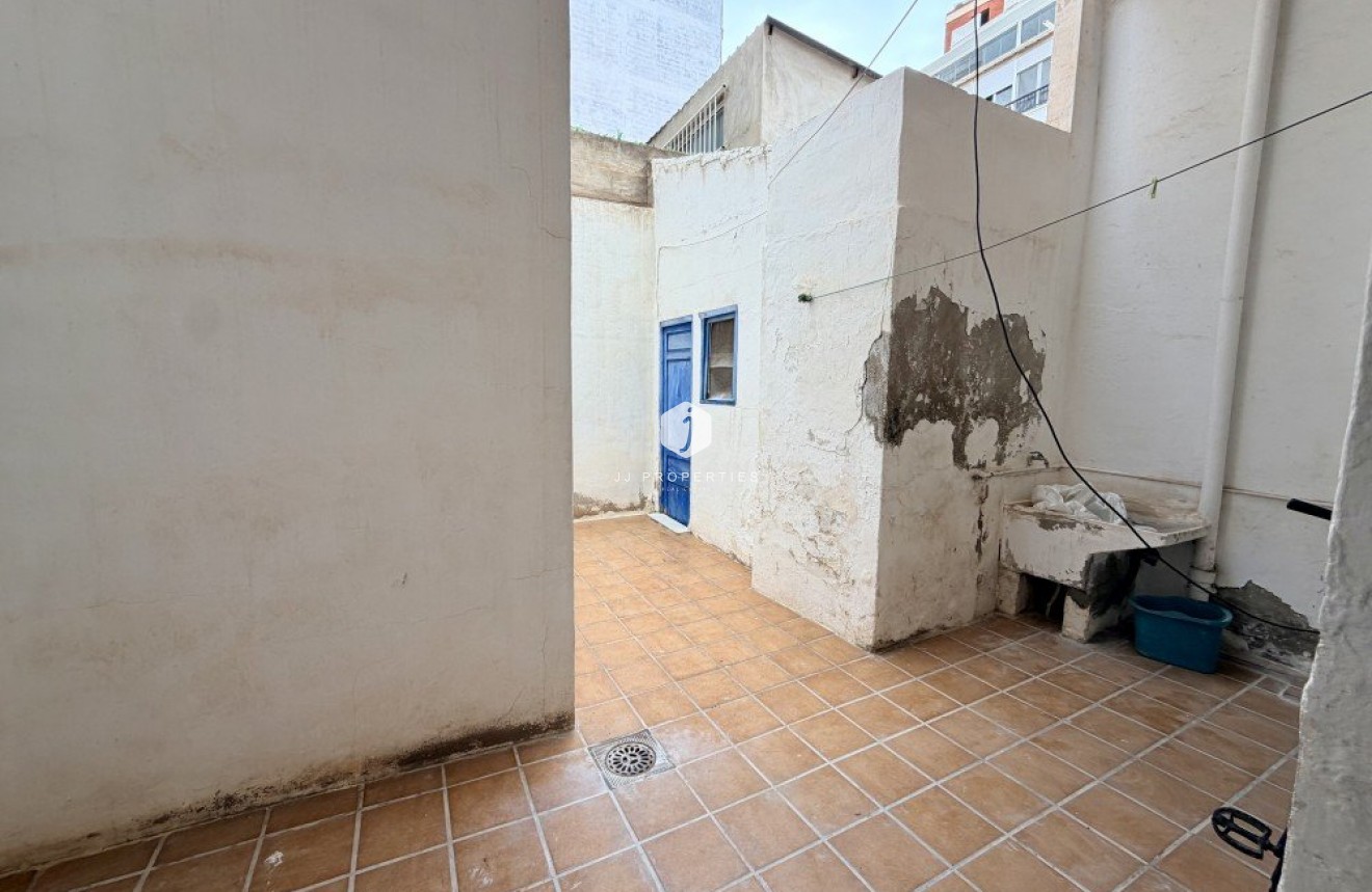 Resale - Apartment / flat -
Torrevieja - Costa Blanca