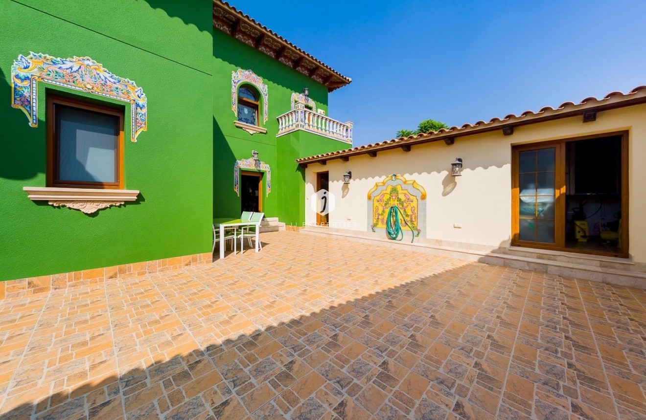 Resale - Country Property -
Almoradí - Inland