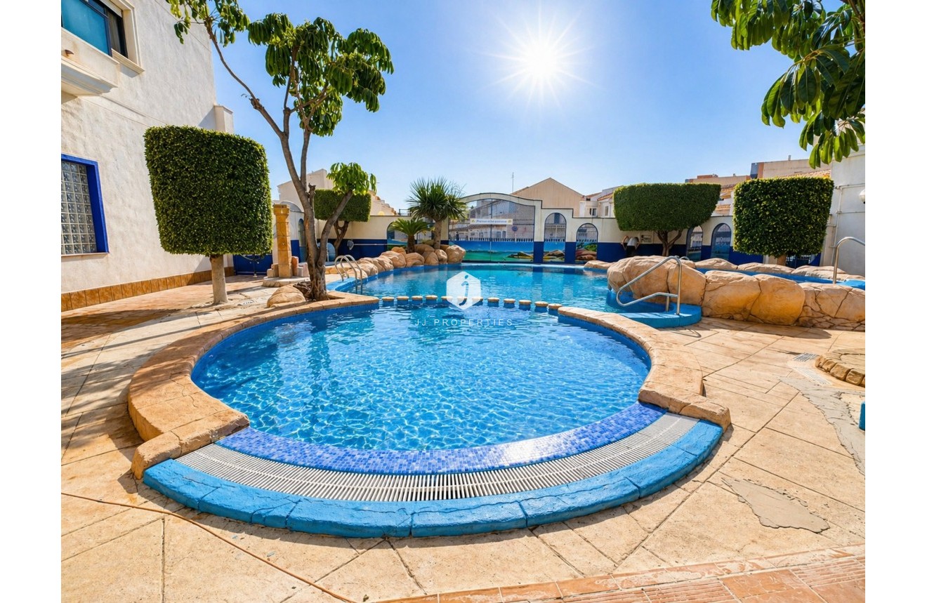 Aus zweiter Hand - Wohnung -
Orihuela Costa - Costa Blanca