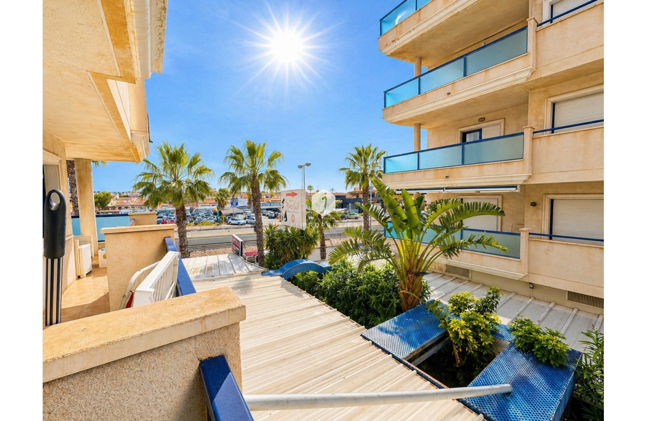 Aus zweiter Hand - Wohnung -
Orihuela Costa - Costa Blanca