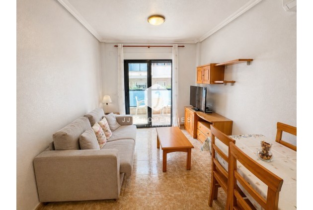 Aus zweiter Hand - Wohnung -
Orihuela Costa - Costa Blanca