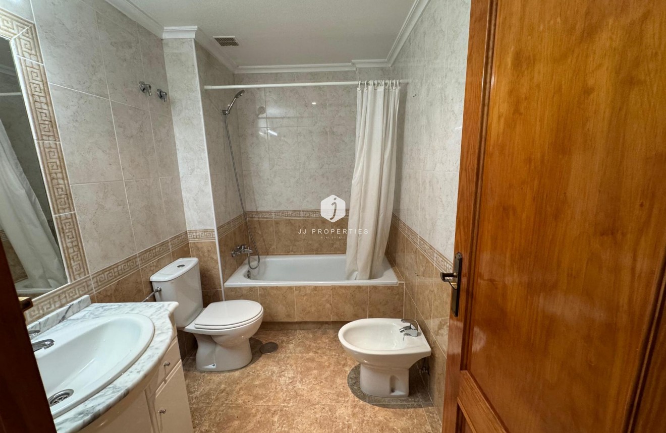 Aus zweiter Hand - Wohnung -
Orihuela Costa - Costa Blanca