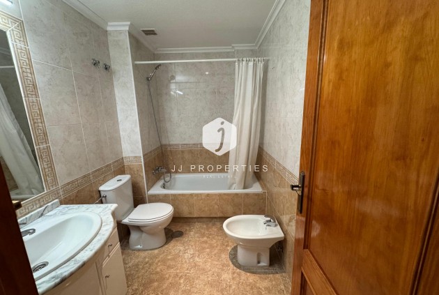 Aus zweiter Hand - Wohnung -
Orihuela Costa - Costa Blanca