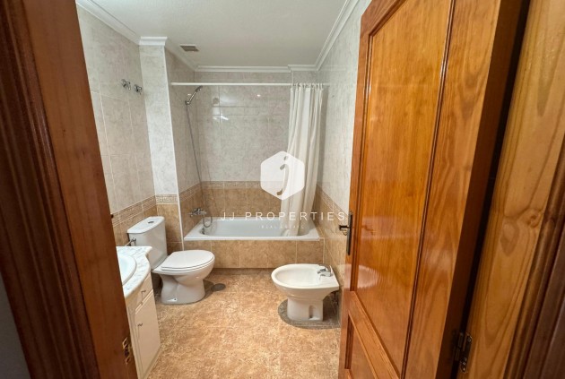 Aus zweiter Hand - Wohnung -
Orihuela Costa - Costa Blanca