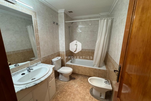 Aus zweiter Hand - Wohnung -
Orihuela Costa - Costa Blanca