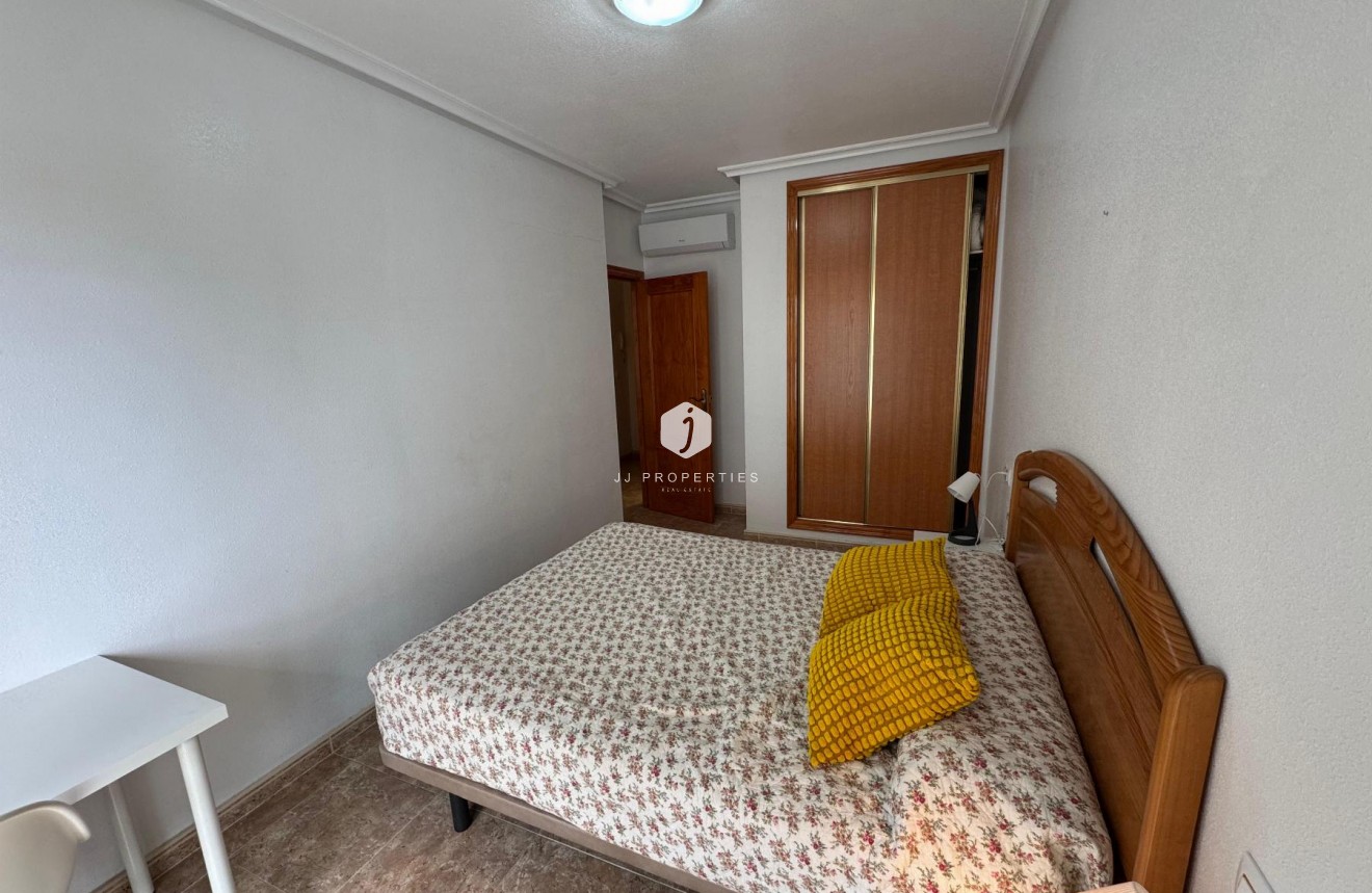 Aus zweiter Hand - Wohnung -
Orihuela Costa - Costa Blanca